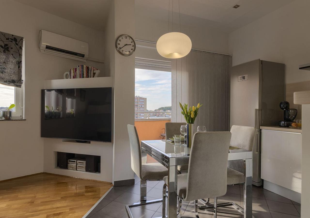 Apartment Leki - Newly Renovated, Modern City Spot Pula Dış mekan fotoğraf