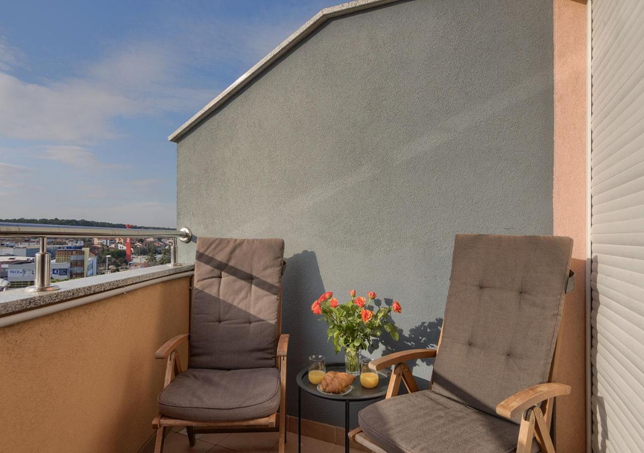 Apartment Leki - Newly Renovated, Modern City Spot Pula Dış mekan fotoğraf