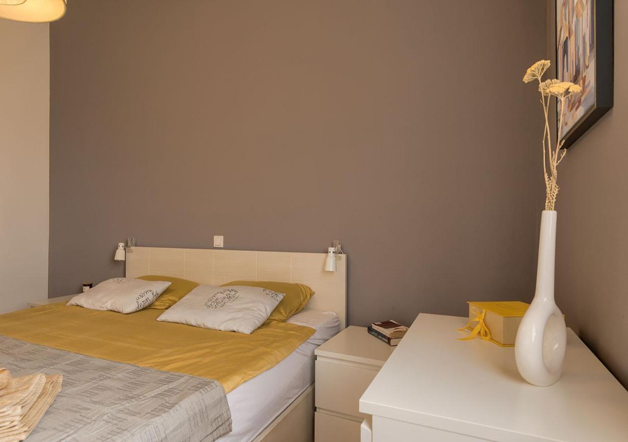 Apartment Leki - Newly Renovated, Modern City Spot Pula Dış mekan fotoğraf