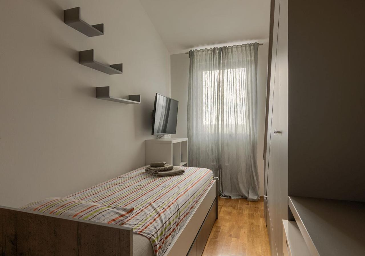 Apartment Leki - Newly Renovated, Modern City Spot Pula Dış mekan fotoğraf