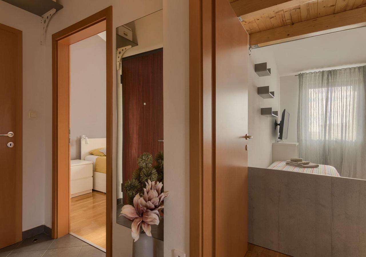 Apartment Leki - Newly Renovated, Modern City Spot Pula Dış mekan fotoğraf