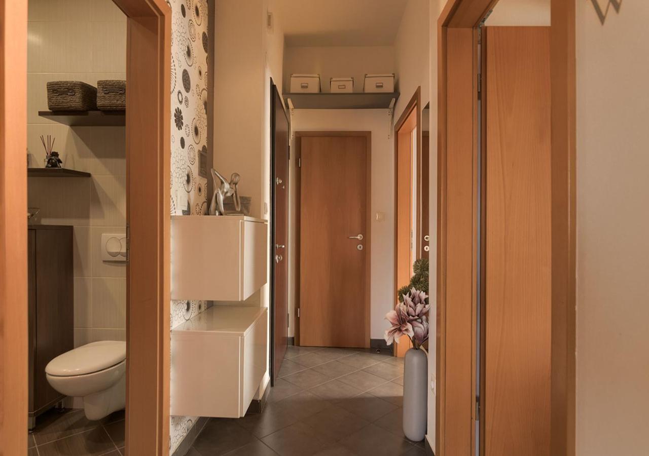 Apartment Leki - Newly Renovated, Modern City Spot Pula Dış mekan fotoğraf